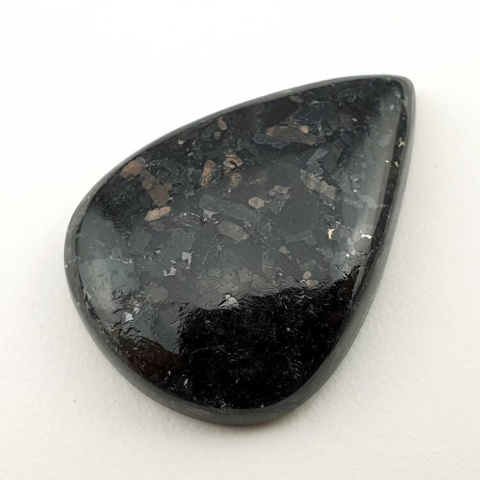 Nuummit cabochon 28x20 mm no. 32 Nuummit cabochon 28x20 mm no. 32