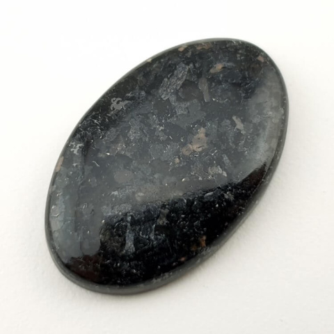 Nuummite cabochon 29x18 mm no. 37 Nuummite cabochon 29x18 mm no. 37