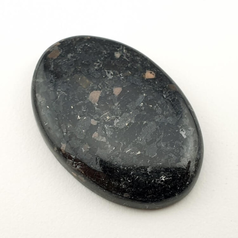 Nuummit kaboszon 30x21 mm nr 36 Nuummit kaboszon 30x21 mm nr 36