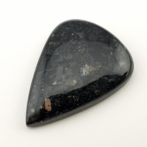 Nuummit cabochon 30x22 mm no 42 Nuummit cabochon 30x22 mm no 42