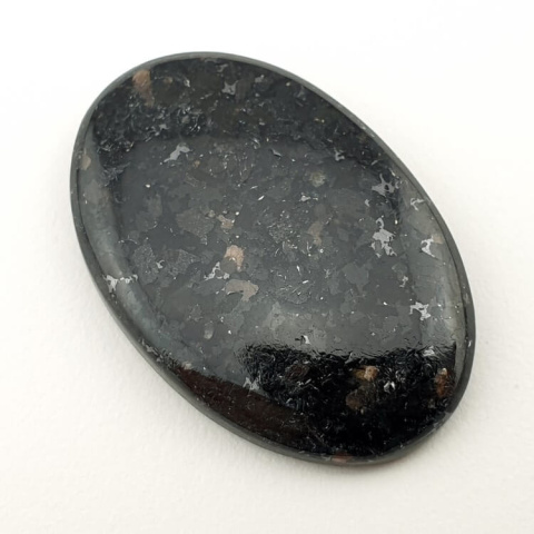 Nuummit cabochon 31x20 mm no 53 Nuummit cabochon 31x20 mm no 53
