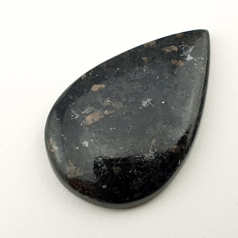 Nuummit cabochon 31x20 mm no 64 Nuummit cabochon 31x20 mm no 64