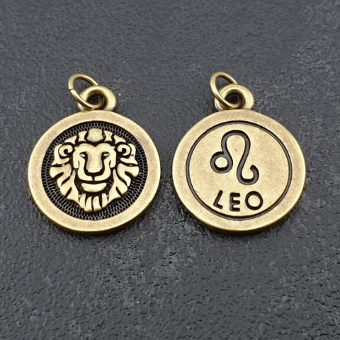 Leo pendant brass 18.5 mm Leo pendant brass 18.5 mm