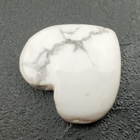 Howlite cabochon heart 25x23 mm no 3 Howlite cabochon heart 25x23 mm no 3