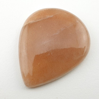 Moonstone peach cabochon 31x25 mm no 51
