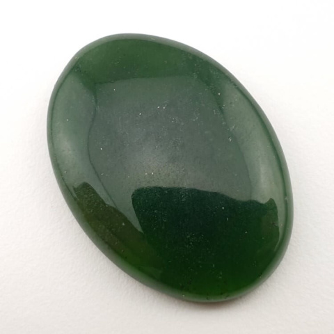 Nephrite cabochon 31x22 mm no. 68 Nephrite cabochon 31x22 mm no. 68