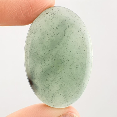 Nephrite cabochon 35x23 mm no 101 Nephrite cabochon 35x23 mm no 101