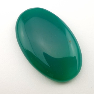 Green onyx cabochon 34x21 mm no 123