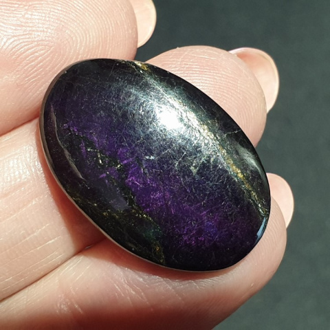 Purpuryt kaboszon 27x18 mm nr 42 Purpuryt kaboszon 27x18 mm nr 42