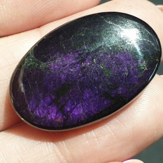 Purpuryt kaboszon 29x19 mm nr 25