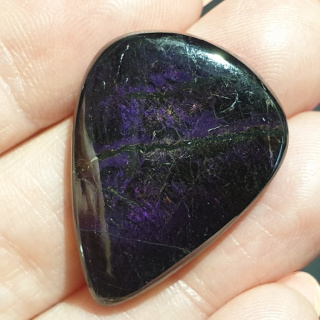 Purpurite cabochon 30x22 mm no 56