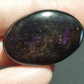 Purpurite cabochon 31x21 mm no 22
