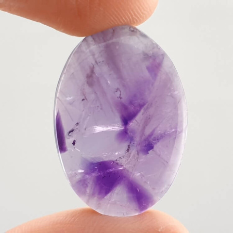 Amethyst cabochon 28x19 mm no. 437 Amethyst cabochon 28x19 mm no. 437