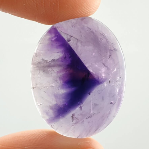 Amethyst cabochon 28x22 mm no. 403 Amethyst cabochon 28x22 mm no. 403