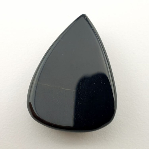 Onyks czarny kaboszon fasetowany 26x20 mm nr 36 Onyks czarny kaboszon fasetowany 26x20 mm nr 36
