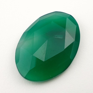 Green onyx faceted cabochon 30x21 mm no 6