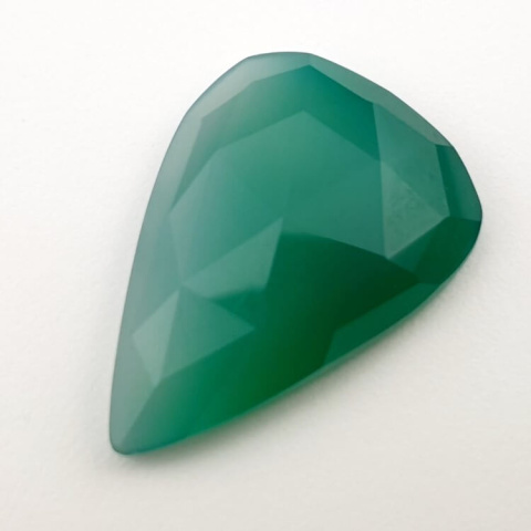 Onyks zielony kaboszon fasetowany 32x23 mm nr 11 Onyks zielony kaboszon fasetowany 32x23 mm nr 11