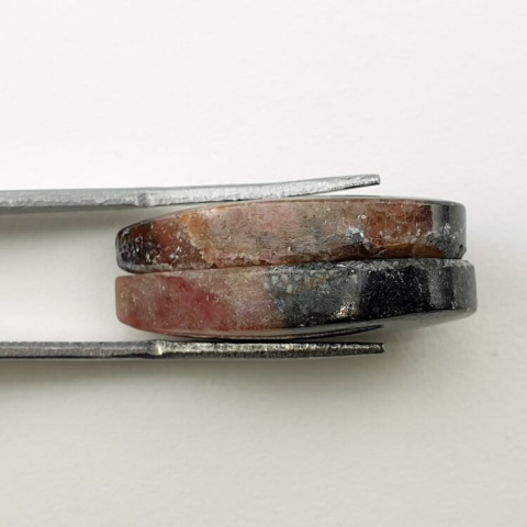 Rhodonite pair of cabochons with hole 25x13 mm no P40 Rhodonite pair of cabochons with hole 25x13 mm no P40