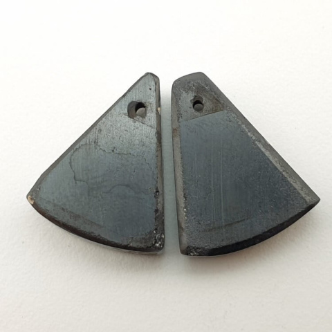 Hematite pair of cabochons with hole 20x15 mm no P172 Hematite pair of cabochons with hole 20x15 mm no P172