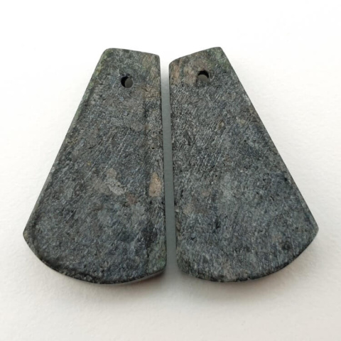 Nuummit pair of cabochons with hole 24x15 mm no P315 Nuummit pair of cabochons with hole 24x15 mm no P315