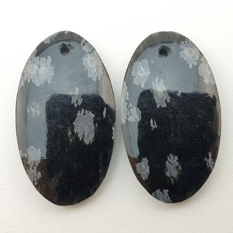 Obsydian śnieżny para kaboszonów z dziurką 23x13 mm nr P216 Obsydian śnieżny para kaboszonów z dziurką 23x13 mm nr P216
