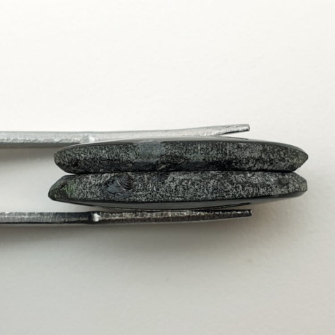 Obsydian śnieżny para kaboszonów z dziurką 25x12 mm nr P208 Obsydian śnieżny para kaboszonów z dziurką 25x12 mm nr P208