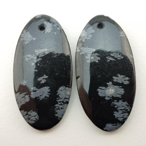 Obsydian śnieżny para kaboszonów z dziurką 25x13 mm nr P215 Obsydian śnieżny para kaboszonów z dziurką 25x13 mm nr P215