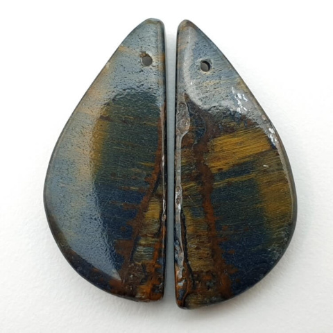 Tiger's eye pair of cabochons with hole 29x12 mm no P418 Tiger's eye pair of cabochons with hole 29x12 mm no P418