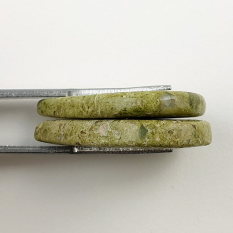 Unakit para kaboszonów z dziurką 28x18 mm nr P148 Unakit para kaboszonów z dziurką 28x18 mm nr P148