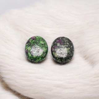Zoisite with ruby cabochon 14x10 mm 1 pc