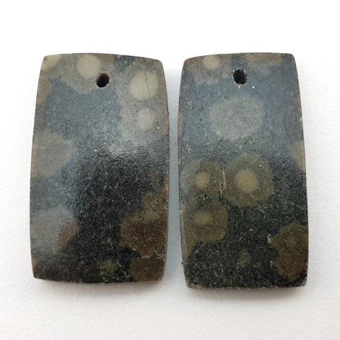 Wariolit para kaboszonów z dziurką 24x13 mm nr P261 Wariolit para kaboszonów z dziurką 24x13 mm nr P261