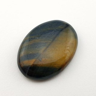 Tiger's eye cabochon 24x17 mm no 63