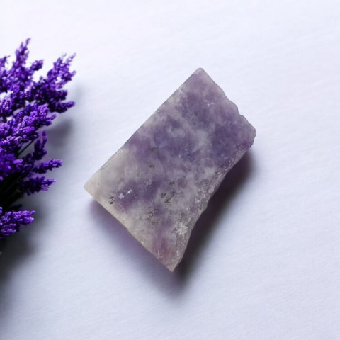 Lepidolite cut raw 23x17 mm No 17 Lepidolite cut raw 23x17 mm No 17