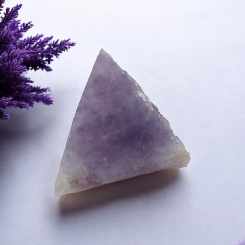 Lepidolite cut raw 23x19 mm No 96 Lepidolite cut raw 23x19 mm No 96