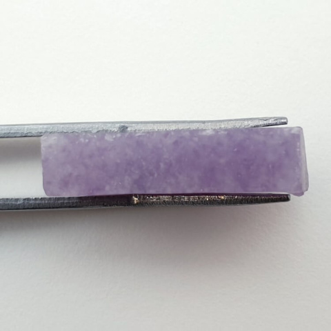 Lepidolit cięty surowy 24x16 mm nr 20 Lepidolit cięty surowy 24x16 mm nr 20