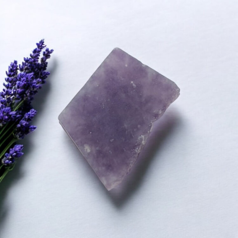 Lepidolite cut raw 24x20 mm No 32 Lepidolite cut raw 24x20 mm No 32