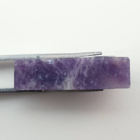 Lepidolit cięty surowy 26x13 mm nr 83 Lepidolit cięty surowy 26x13 mm nr 83