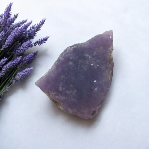 Lepidolite cut raw 26x18 mm No. 52 Lepidolite cut raw 26x18 mm No. 52