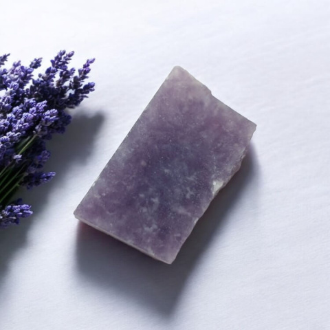 Lepidolite cut raw 28x17 mm No 15 Lepidolite cut raw 28x17 mm No 15