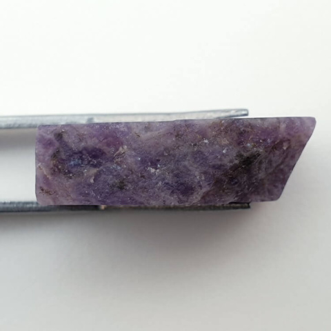 Lepidolit cięty surowy 28x19 mm nr 93 Lepidolit cięty surowy 28x19 mm nr 93