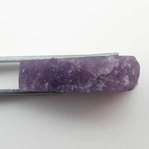 Lepidolit cięty surowy 28x21 mm nr 62 Lepidolit cięty surowy 28x21 mm nr 62
