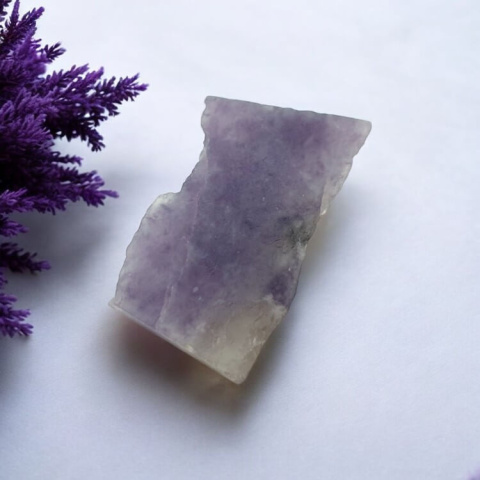 Lepidolite cut raw 29x17 mm No. 67 Lepidolite cut raw 29x17 mm No. 67