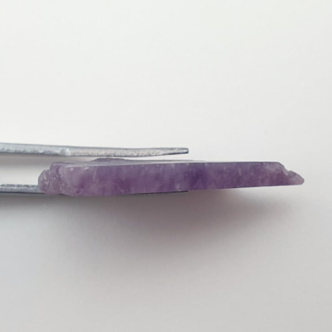 Lepidolite cut raw 36x22 mm No. 40 Lepidolite cut raw 36x22 mm No. 40