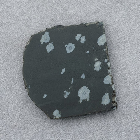 Snow obsidian cut raw 29x24 mm no 28