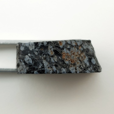 Snow obsidian cut raw 31x22 mm no 18 Snow obsidian cut raw 31x22 mm no 18