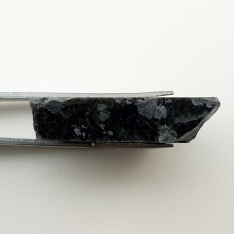 Cut snow obsidian raw 32x27 mm No. 31 Cut snow obsidian raw 32x27 mm No. 31