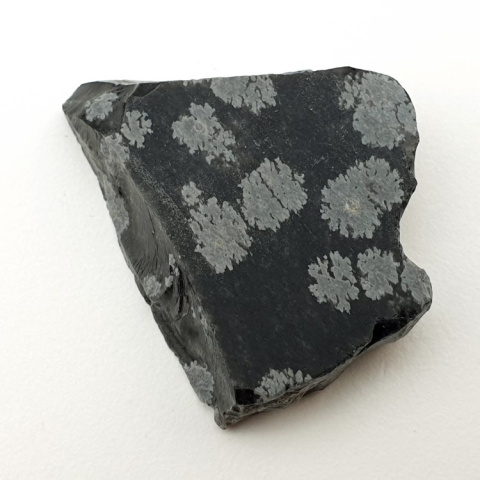 Cut snow obsidian raw 32x27 mm No. 31 Cut snow obsidian raw 32x27 mm No. 31
