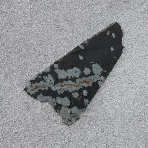 Snow obsidian cut raw 33x18 mm no 19 Snow obsidian cut raw 33x18 mm no 19
