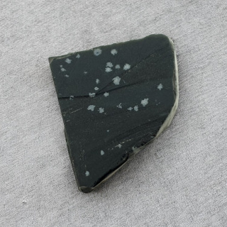 Cut snow obsidian raw 36x26 mm No 8