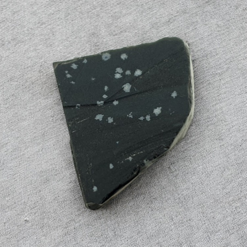 Cut snow obsidian raw 36x26 mm No 8 Cut snow obsidian raw 36x26 mm No 8